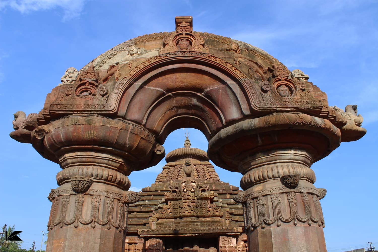 The carved sandstone torana arch in front of the Mukteswar Temple